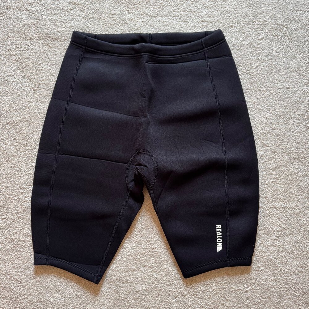 NWT! REALON Men's Wetsuit Neoprene Shorts - Size 2XL